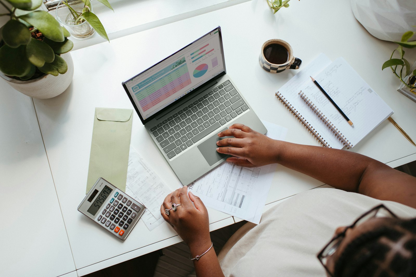 Alegra lanza en Colombia un ERP con inteligencia artificial, aún en acceso anticipado
