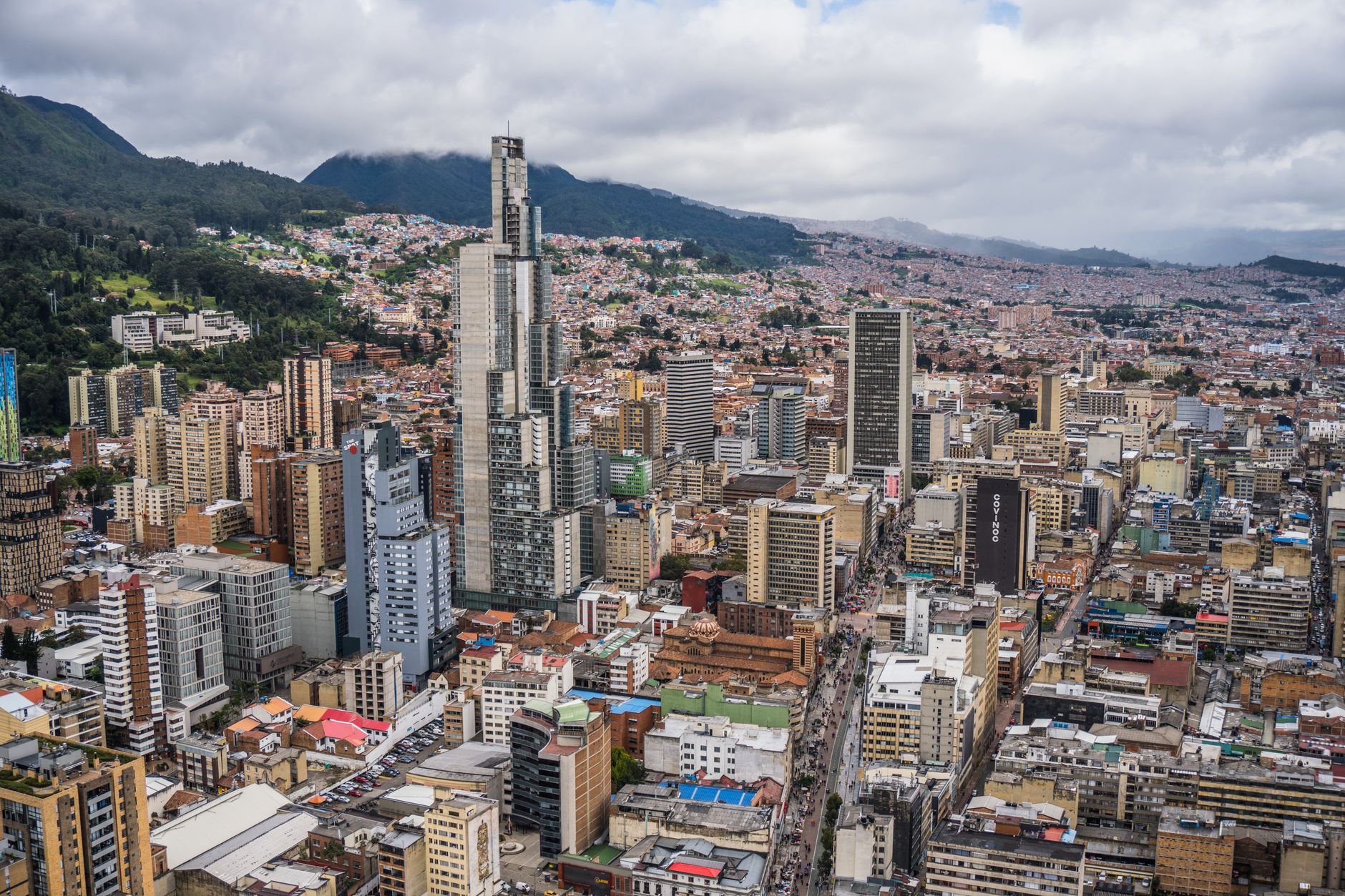 El ICA financiero sube 50 % en Bogotá. Hacienda dice que la banca paga un tercio menos que el resto de sectores